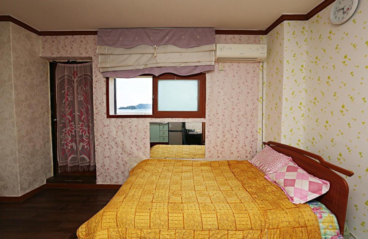 Taean Gaetyeowool Pension Chambre photo