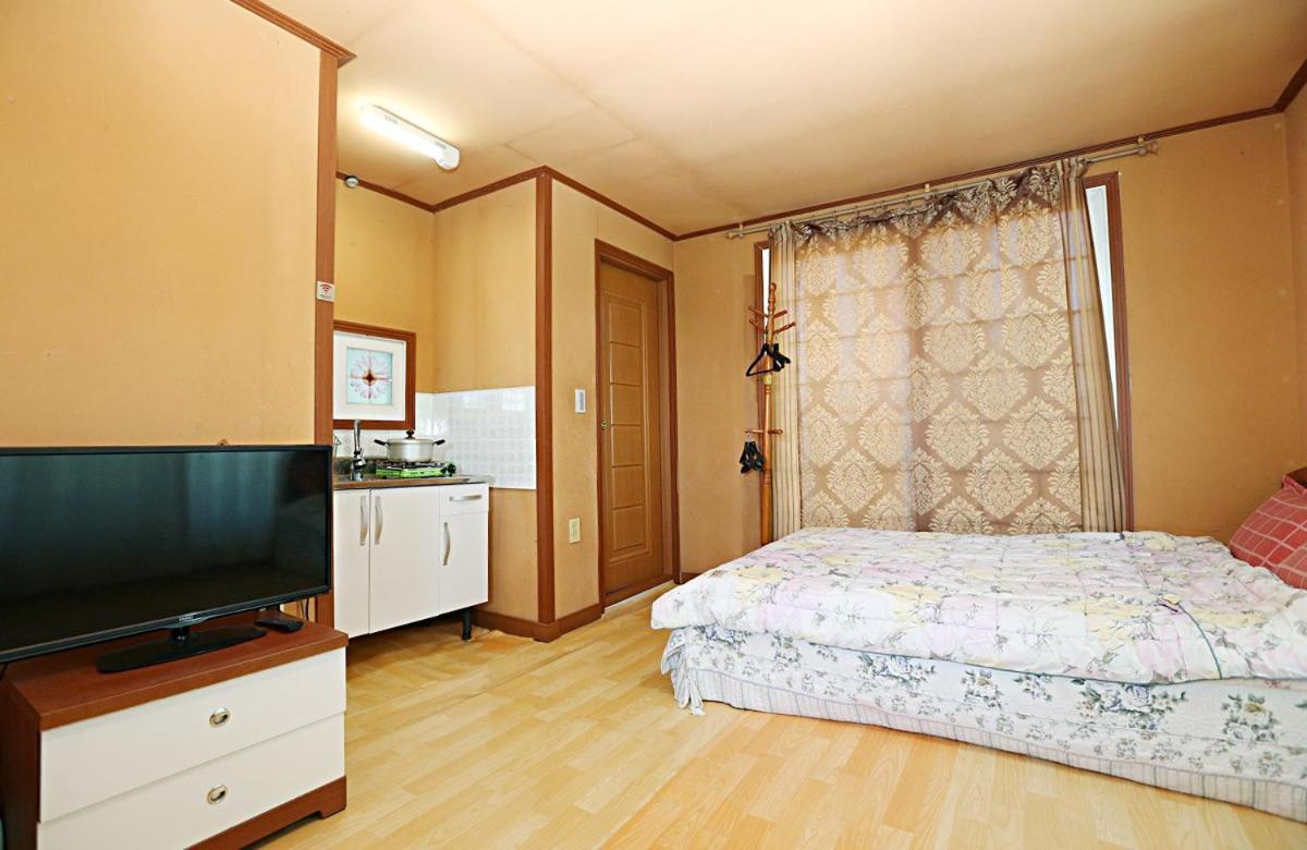 Taean Gaetyeowool Pension Chambre photo