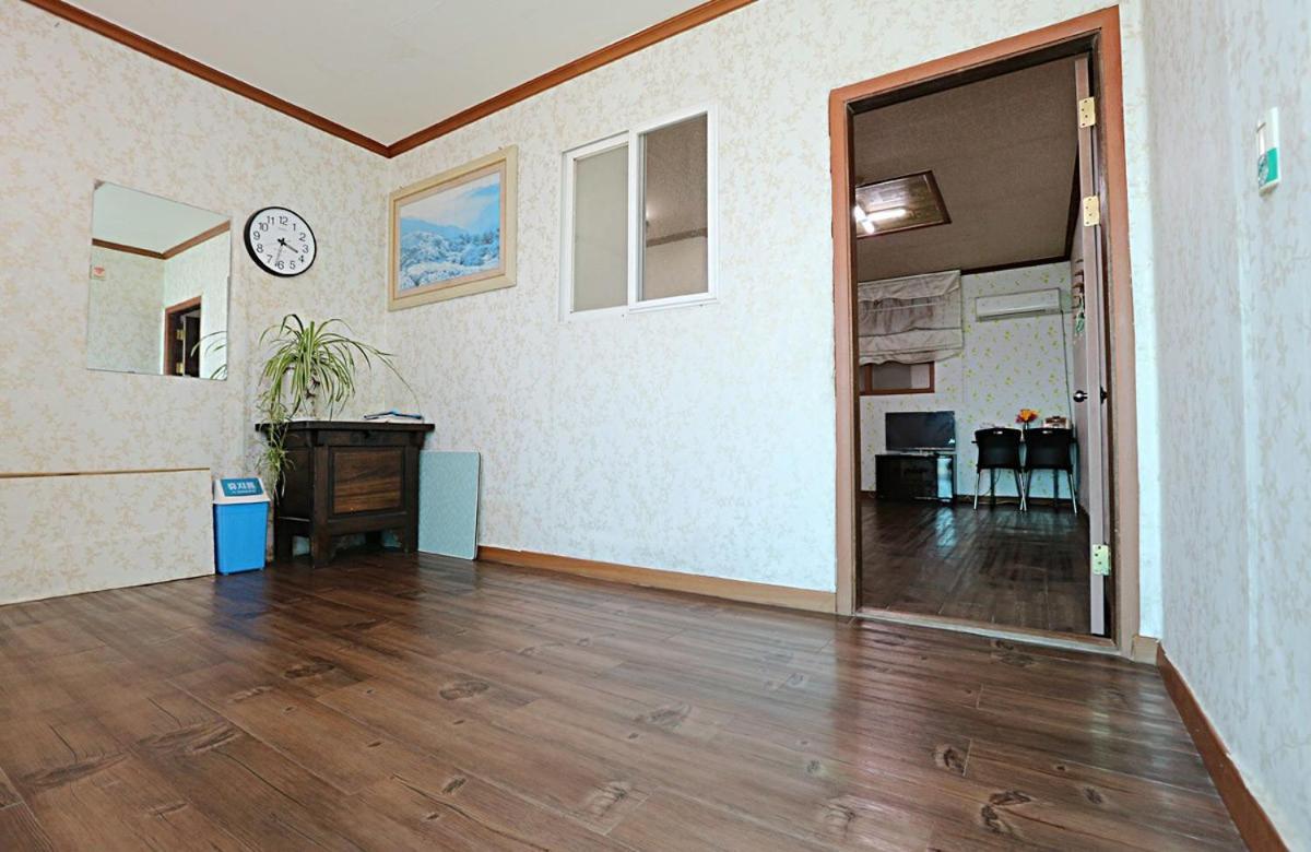 Taean Gaetyeowool Pension Chambre photo