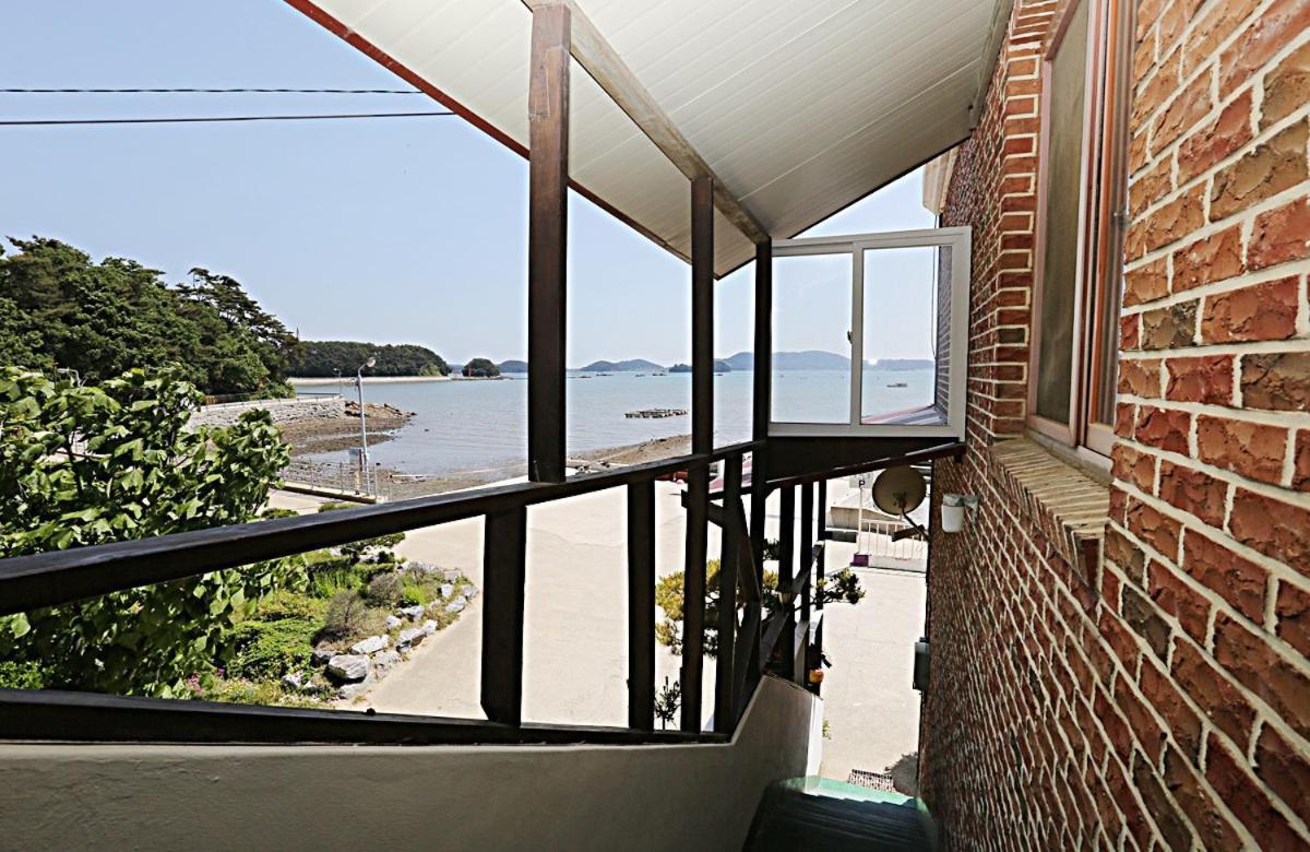 Taean Gaetyeowool Pension Extérieur photo